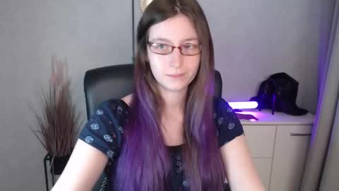 emma online show from 11-14-25, 07:07