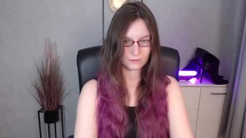 emma online show from 12-22-25, 06:21