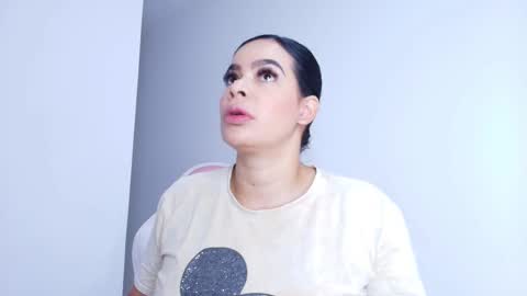 emma online show from 11-07-25, 11:54