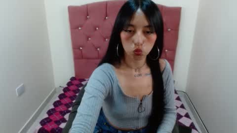 emma_thompson6 online show from 09-19-25, 12:45