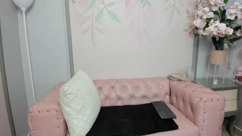 EMMA online show from 09-25-25, 06:22