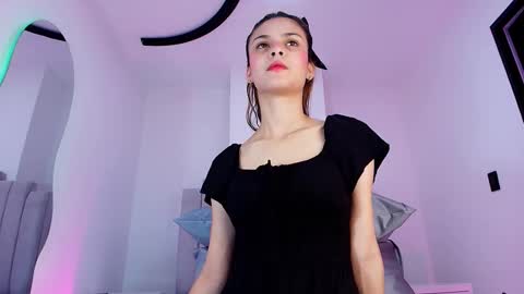 Snapshot of emma_trix chatting on 11-15-25, 12:02 Emma online show from 11-15-25, 12:02