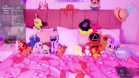 Snapshot of emma_wilder_ chatting on 02-24-26, 08:07 Emma online show from 02-24-26, 08:07