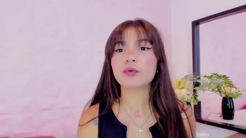 Emma Sandoval online show from 09-08-25, 05:12