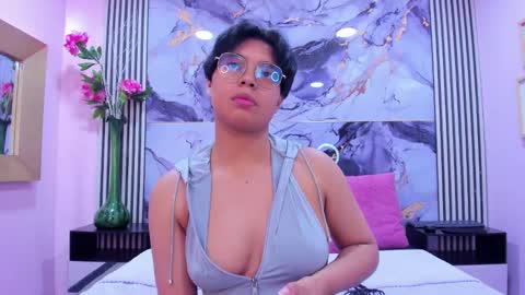 Emma  online show from 09-24-25, 02:37