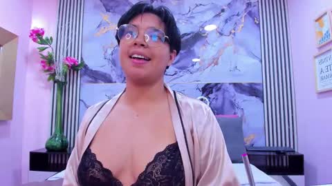 Emma  online show from 09-26-25, 02:59