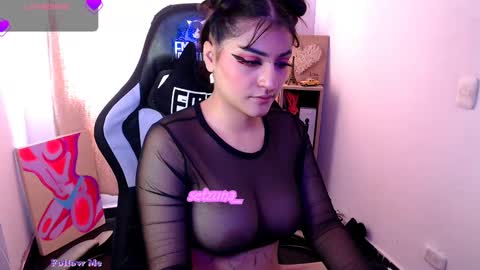 Snapshot of emmaamartinez chatting on 02-09-25, 06:26 modelo independente online show from 02-09-25, 06:26