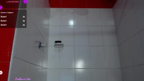 Snapshot of emmaamartinez chatting on 03-08-25, 02:01 modelo independente online show from 03-08-25, 02:01