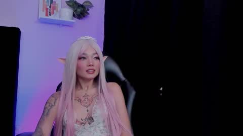 Emma  online show from 10-09-25, 08:51