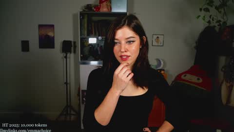 Snapshot of emmachoice chatting on 11-10-25, 10:53 emmachoice online show from 11-10-25, 10:53