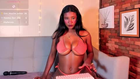 Snapshot of emmaconneer chatting on 01-14-25, 06:07 Emma online show from 01-14-25, 06:07