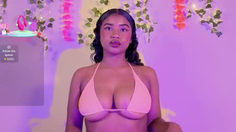 Snapshot of emmaconneer chatting on 11-16-25, 05:07 Emma online show from 11-16-25, 05:07