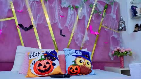 Snapshot of emmacortez chatting on 10-18-25, 11:55 emma cortez online show from 10-18-25, 11:55