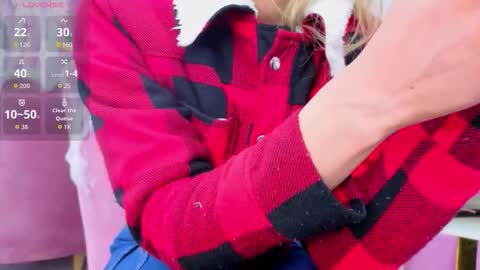 Snapshot of emmacortez chatting on 10-22-25, 11:43 emma cortez online show from 10-22-25, 11:43