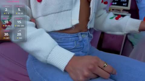 Snapshot of emmacortez chatting on 10-23-25, 11:53 emma cortez online show from 10-23-25, 11:53