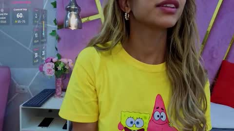 Snapshot of emmacortez chatting on 11-04-25, 11:42 emma cortez online show from 11-04-25, 11:42