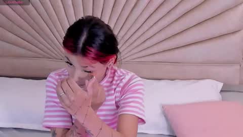           online show from 12-19-25, 12:12