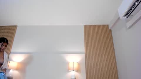 Snapshot of emmaespencer chatting on 02-21-26, 11:11 emmaespencer online show from 02-21-26, 11:11