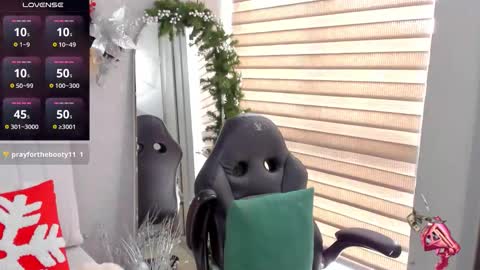  Emma Ferrary  online show from 12-19-25, 04:36