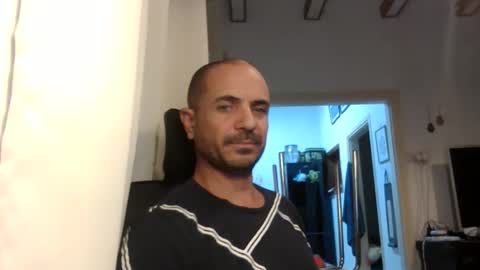 Ariel online show from 11-06-25, 06:53