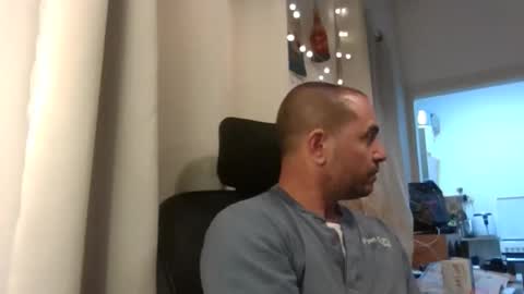 Ariel online show from 02-28-26, 07:59