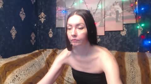 EmmaGoldX online show from 03-06-25, 09:47