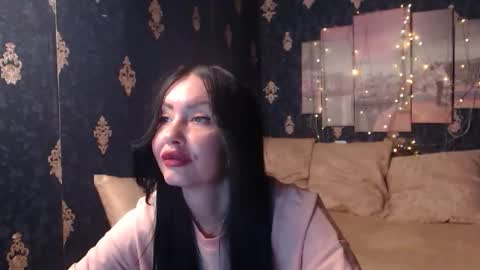 Snapshot of emmagoldx chatting on 11-03-25, 09:32 EmmaGoldX online show from 11-03-25, 09:32