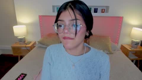 Emma online show from 03-01-25, 03:53