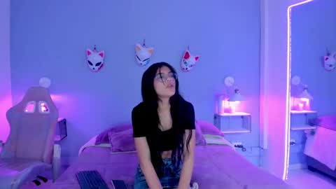 Emma online show from 03-03-25, 02:47