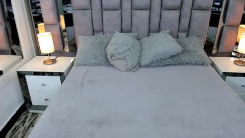 EMMA HILL online show from 12-19-24, 07:07