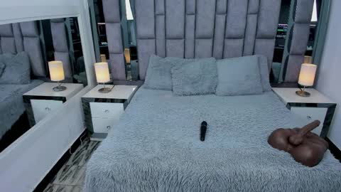 Snapshot of emmahill1 chatting on 04-09-26, 11:15 EMMA HILL online show from 04-09-26, 11:15