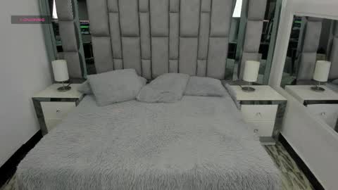 Snapshot of emmahill1 chatting on 04-10-26, 11:04 EMMA HILL online show from 04-10-26, 11:04