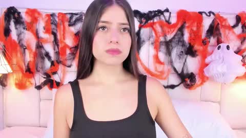 Emma  online show from 10-20-25, 07:25