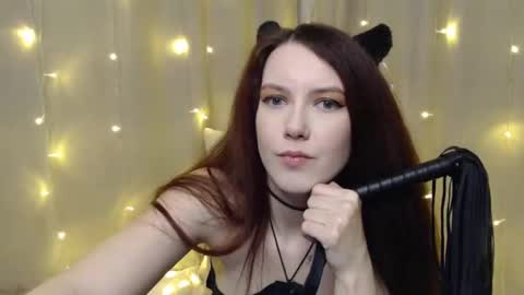 Snapshot of emmaishier chatting on 02-06-25, 08:23 emmaishier online show from 02-06-25, 08:23