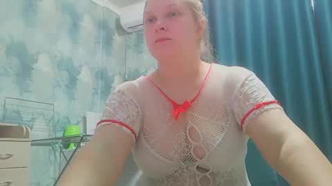 emmamelody online show from 10-05-25, 01:15