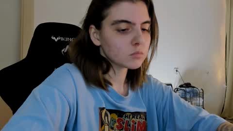 Snapshot of emmamon chatting on 12-14-24, 03:36 Emma online show from 12-14-24, 03:36