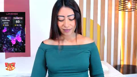 emmanaughty_ online show from 12-16-25, 11:10