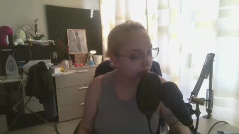 Snapshot of emmanoir_ chatting on 02-22-25, 11:02 emmanoir_ online show from 02-22-25, 11:02