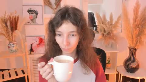 Snapshot of emmanuellbrown chatting on 09-27-25, 04:28 emmanuellbrown online show from 09-27-25, 04:28