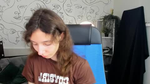 Snapshot of emmanuellbrown chatting on 10-15-25, 10:04 emmanuellbrown online show from 10-15-25, 10:04