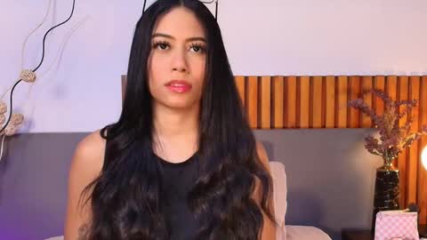 Emma Saint online show from 09-27-25, 12:26