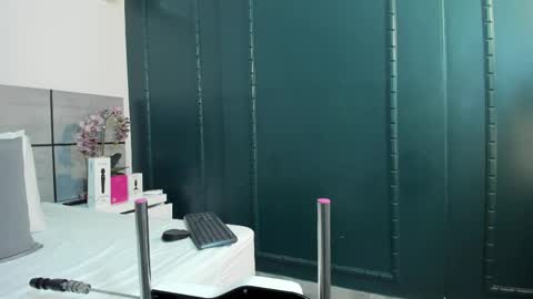  Emma  online show from 03-30-26, 02:34