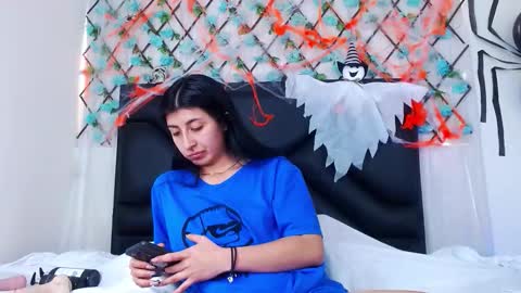  Emma  online show from 10-14-25, 04:08