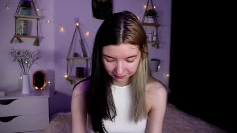 emmie_everly online show from 10-21-25, 07:36