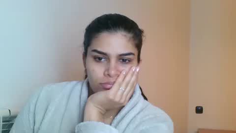 emmie online show from 11-20-25, 09:09