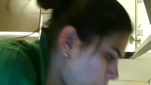 emmie online show from 11-21-25, 09:41