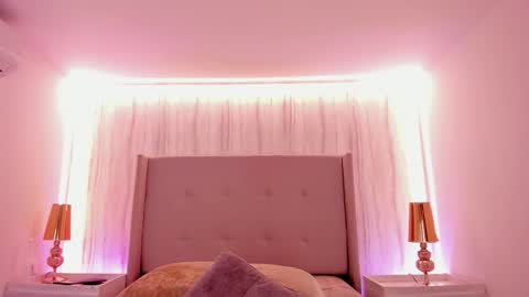 Emmiily online show from 10-26-25, 07:09