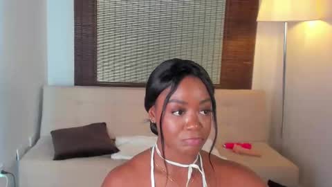 emmy_jacksson online show from 03-12-25, 06:44