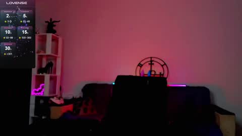 Emmy Bright     50  online show from 12-07-24, 01:25
