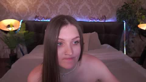 E M M Y online show from 02-27-25, 10:48